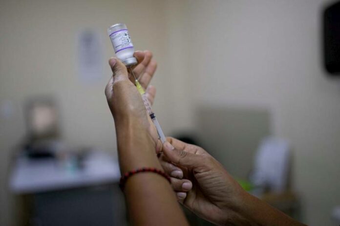 Gobierno de México garantiza el cuadro básico de vacunación