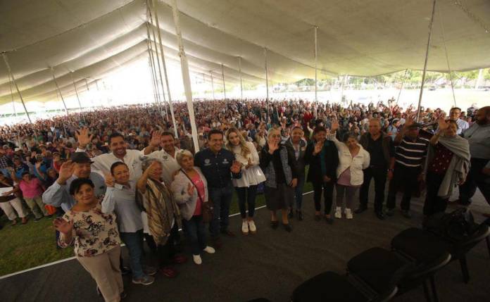 Luis Nava puso en marcha el programa “Médico en tu Calle”