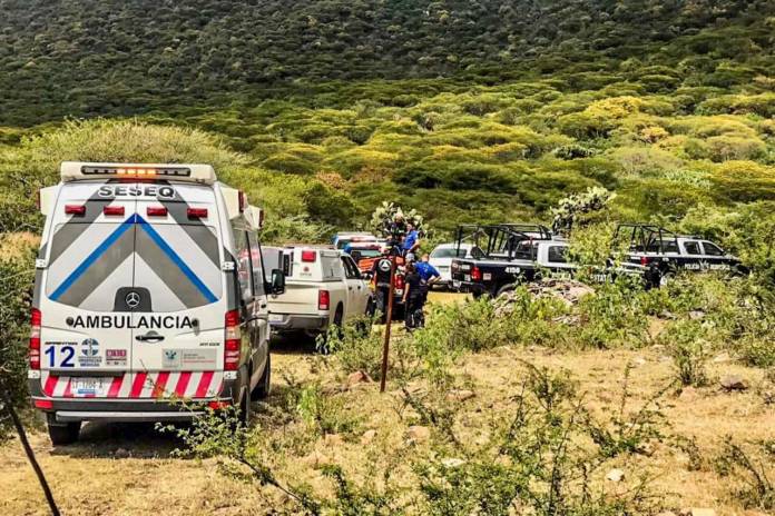 Cae avioneta en Chichimequillas, mueren 2 personas