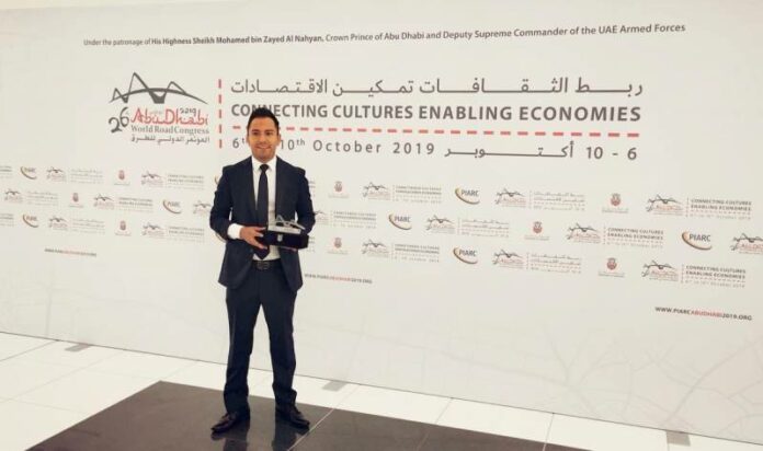 Ingeniero Uaq Gana Premio Internacional En Abu Dhabi 1