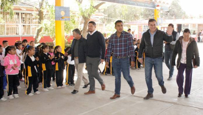 Entrega De Obra De Primaria En San NicolÁs