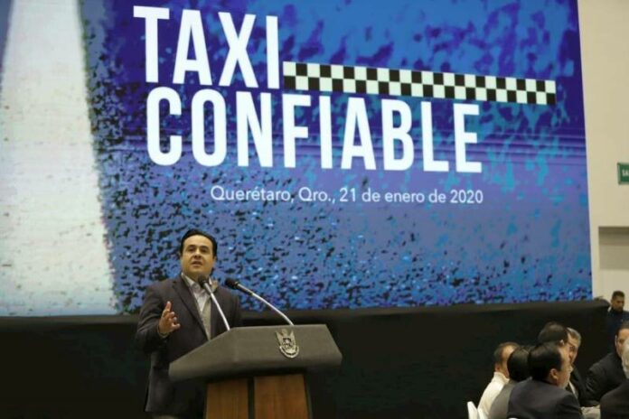 Anuncia Luis Nava Becas En Apoyo A Los Taxistas
