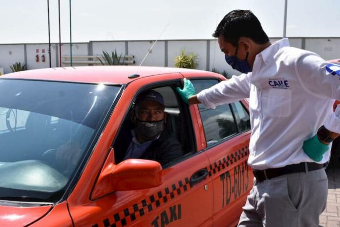 Alcalde Otorga Gasolina Gratis A Taxistas De Pedro Escobedo