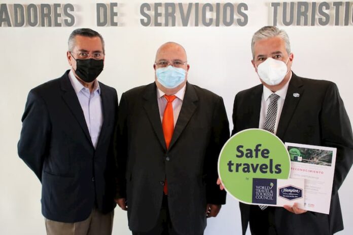 Entregan sello Safe Travels a empresas turísticas y Pueblos Mágicos de Querétaro