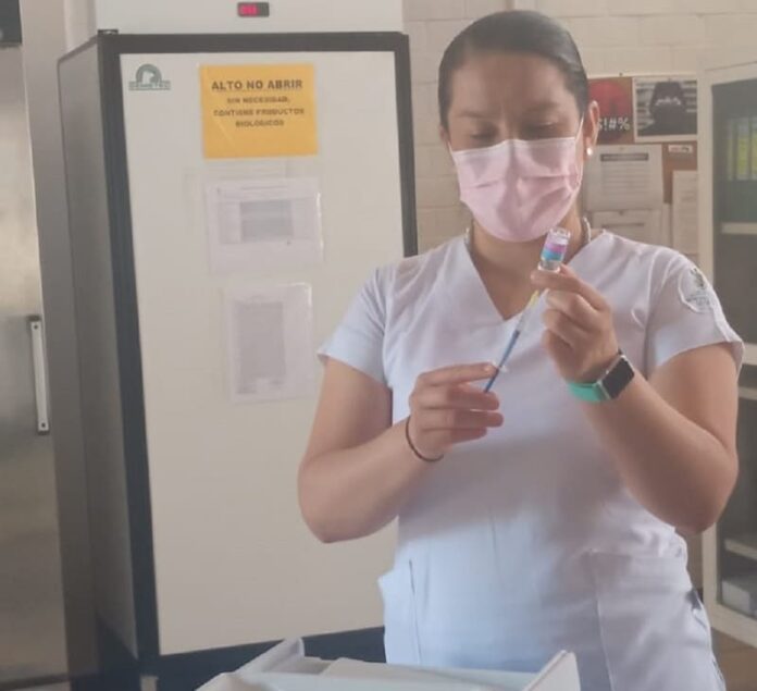 Se mantiene activa la vacunación contra la influenza en el estado de Querétaro