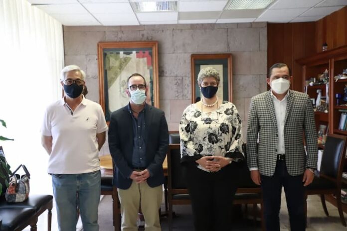 Apoyará Municipio de Querétaro a la UAQ para su vacuna contra el COVID-19