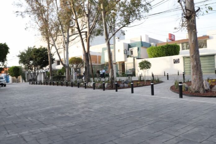 Entregaron rehabilitación de la colonia Álamos 3ra sección, Querétaro