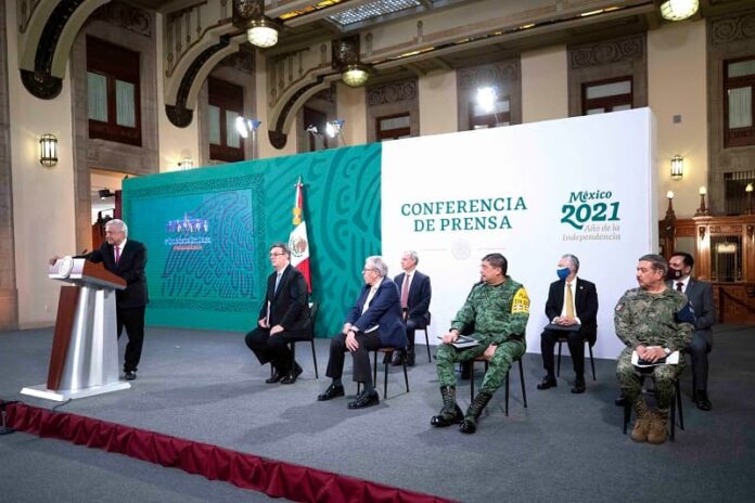 Conferencia de prensa matutina. Salón de la Tesorería, Palacio Nacional