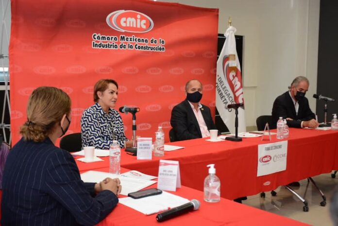 Incrementa la presencia de mujeres en la CMIC