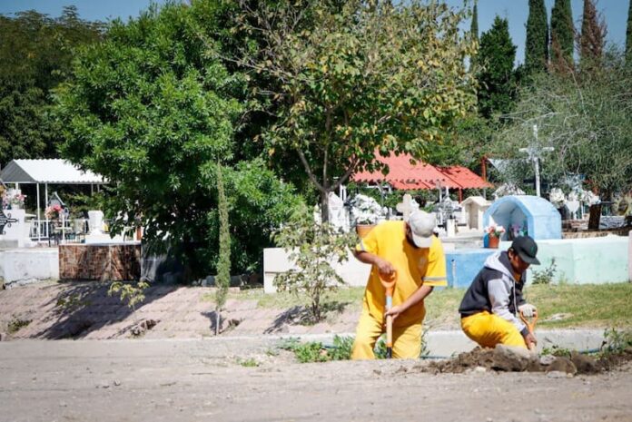 Panteones en Corregidora estarán abiertos en festividades de Día de Muertos