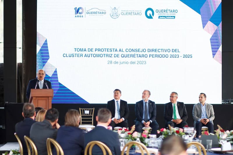 SEDESU reconoce labor del Cluster Automotriz en Queretaro 3 SEDESU reconoce labor del Clúster Automotriz en Querétaro