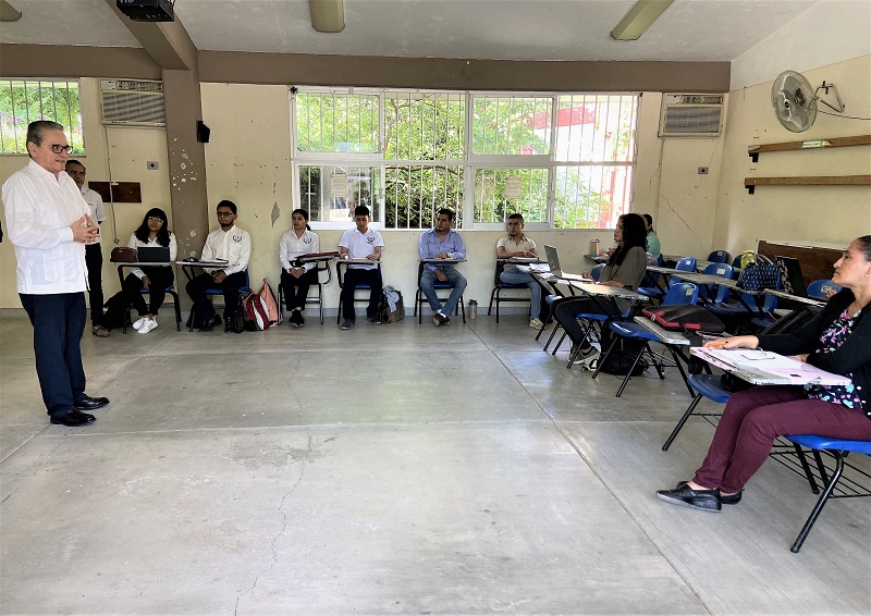 Inician capacitaciones para docentes de Sierra Gorda sobre el nuevo modelo educativo