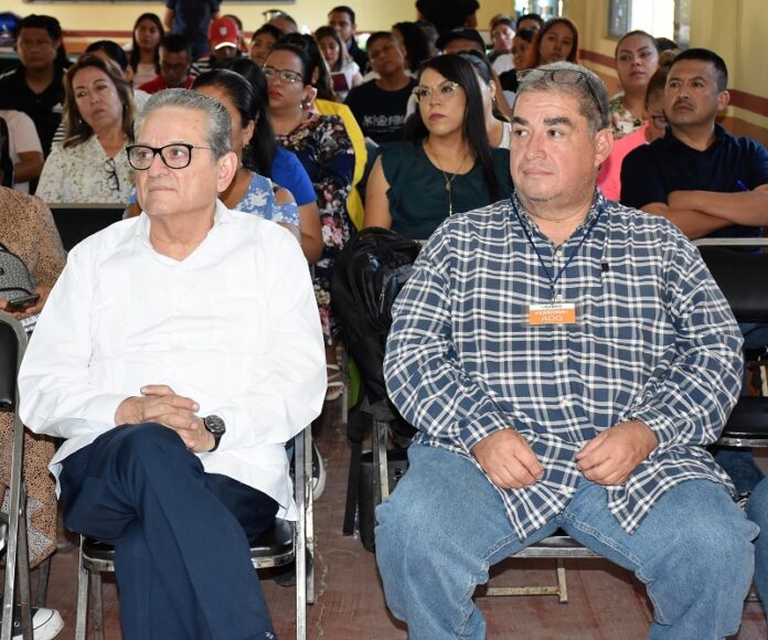 Inician capacitaciones para docentes de Sierra Gorda sobre el nuevo modelo educativo