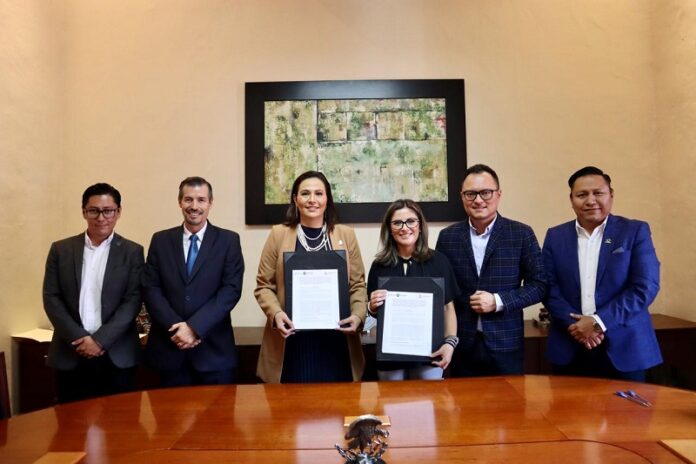 SEDEQ y aeroclúster de Querétaro firman acuerdo para fortalecer educación y sector aeroespacial