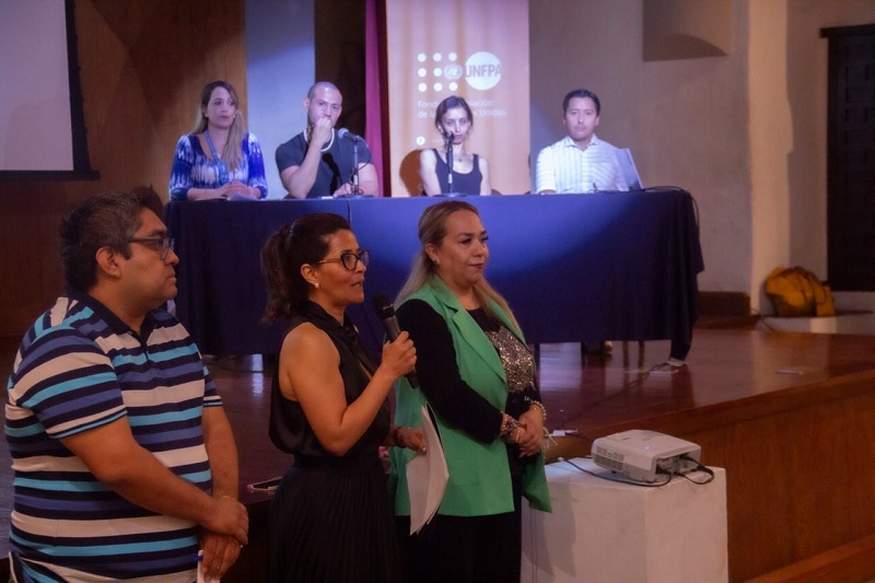 Diseño Textil de Querétaro; innovación y tradición en taller internacional