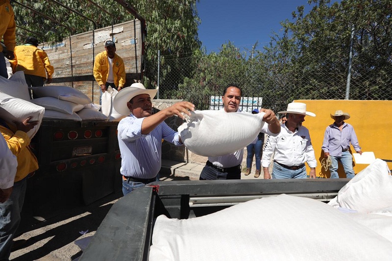 SEDEA concluye programa emergente de semilla para forraje en el estado de Querétaro