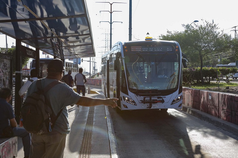 Actualizacion de flota en la ruta T03 con Mercedes Benz 1 Actualización de flota en la ruta T03 con Mercedes Benz