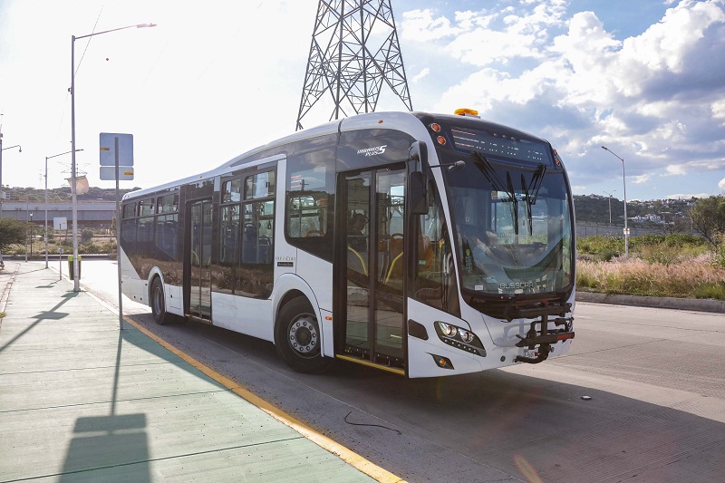 Actualizacion de flota en la ruta T03 con Mercedes Benz 2 Actualización de flota en la ruta T03 con Mercedes Benz
