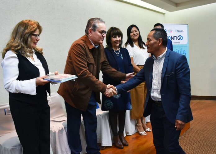 USEBEQ impulsa la Lectoescritura en escuelas primarias de Querétaro